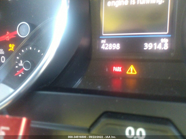 2019 Volkswagen Tiguan, VIN: 3VV2B7AX1KM098139