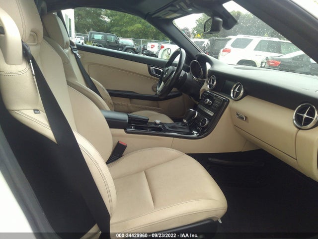 2014 Mercedes-Benz SLK-Class, VIN: WDDPK4HA8EF087704