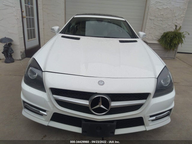 2014 Mercedes-Benz SLK-Class, VIN: WDDPK4HA8EF087704