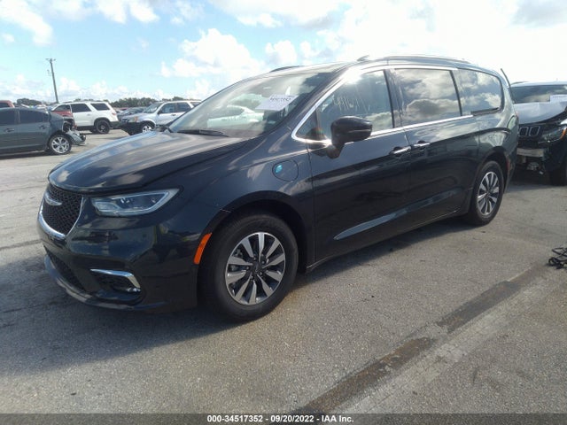2021 Chrysler Pacifica Hybrid, VIN: 2C4RC1L71MR586412