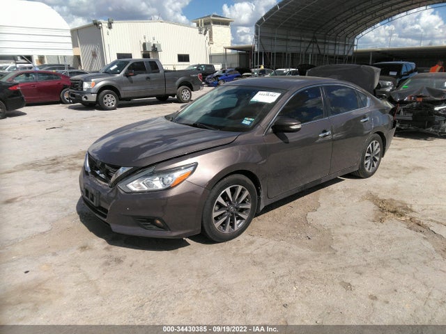 Nissan Altima 2.5 Sv 2017 1N4AL3AP7HC125327 Image 2