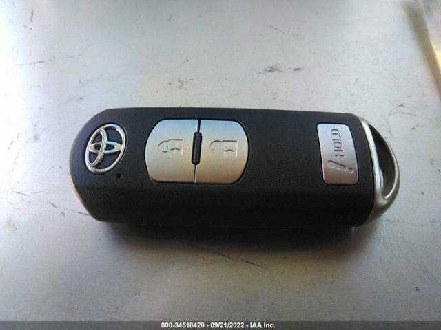 2020 Toyota Yaris, VIN: 3MYDLBJV2LY701147