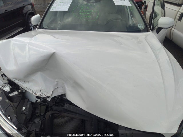 2018 Volvo XC60, VIN: YV4A22RKXJ1001874