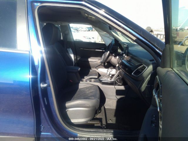 KNDERCAA8M7082738 KIA SELTOS EX
