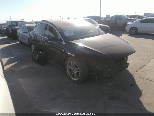 2017 Tesla Model X, VIN: 5YJXCAE28HF048431