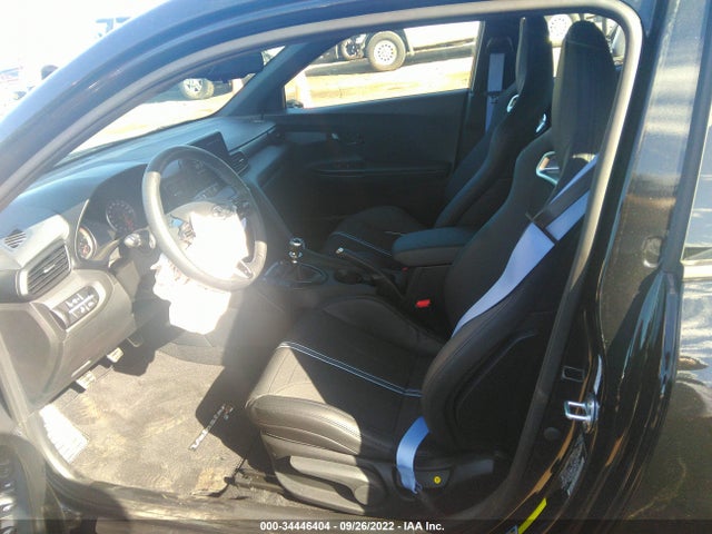 2022 Hyundai Veloster, VIN: KMHT36AH8NU014784