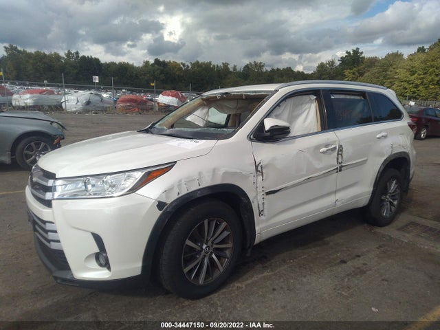 2017 Toyota Highlander, VIN: 5TDJZRFH6HS458517