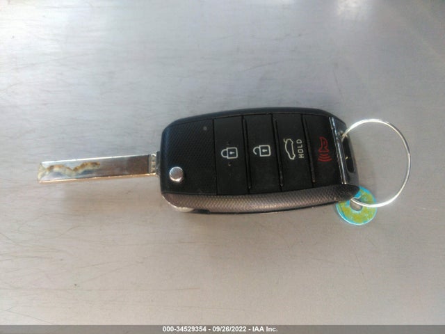 2019 KIA RIO S VIN: 3KPA24AB7KE171845