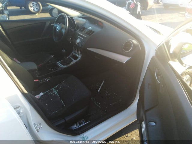 2011 MAZDA MAZDA3 I TOURING VIN: JM1BL1VG2B1359178