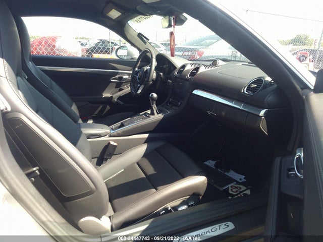2022 Porsche 718, VIN: WP0AD2A81NS268155
