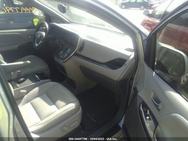 2016 Toyota Sienna, VIN: 5TDYK3DC0GS733692