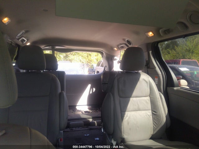 2016 Toyota Sienna, VIN: 5TDYK3DC0GS733692