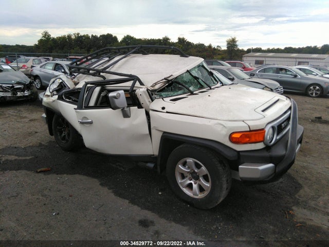 2014 Toyota FJ Cruiser, VIN: JTEBU4BF6EK189587