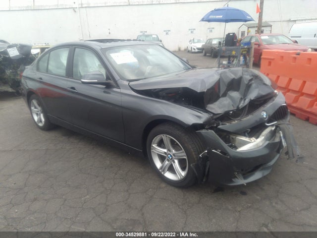 2012 WBA3A5C55CF258589 main image
