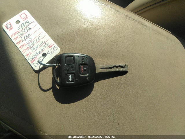 Lexus LS 430 2002 JTHBN30F220080919 Image 3