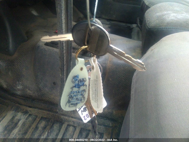 2000 CHEVROLET 2500 VIN: 1GCGK24U5YE117931