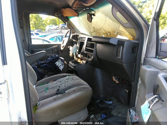 2018 CHEVROLET EXPRESS CARGO VAN VIN: 1GCWGAFP1J1193996