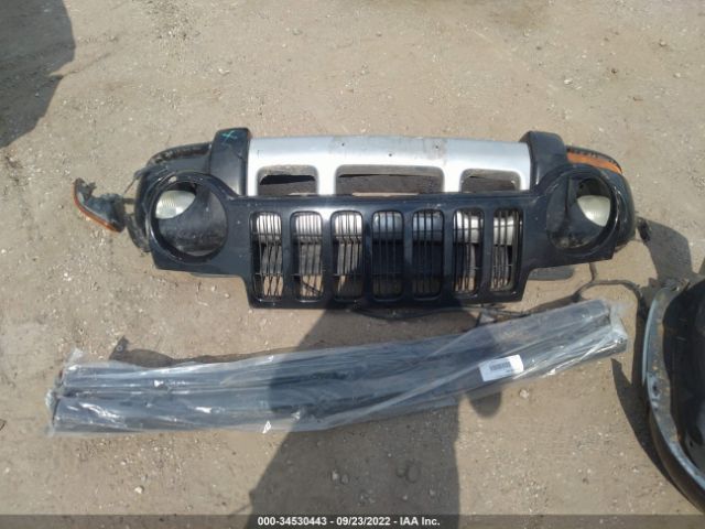 1J4GK38K94W143395 Jeep Liberty Renegade