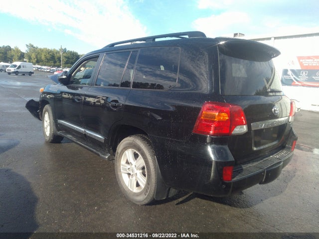 2015 Toyota Land Cruiser, VIN: JTMHY7AJ8F4032790