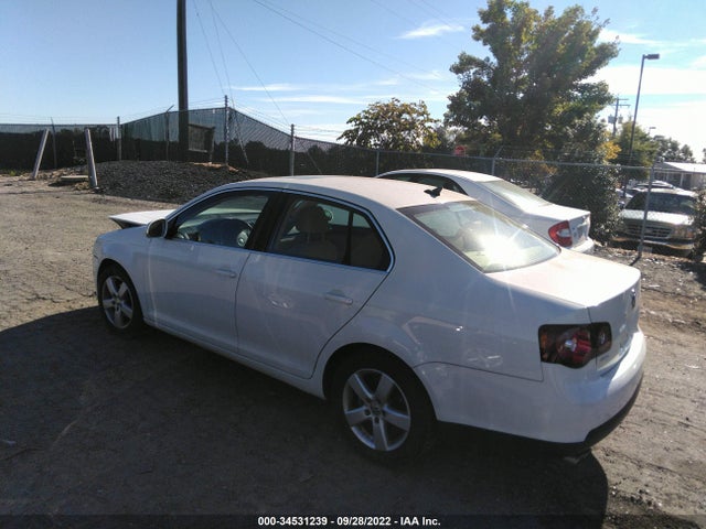 3VWRM71K38M198230 Volkswagen Jetta Sedan Se/sel