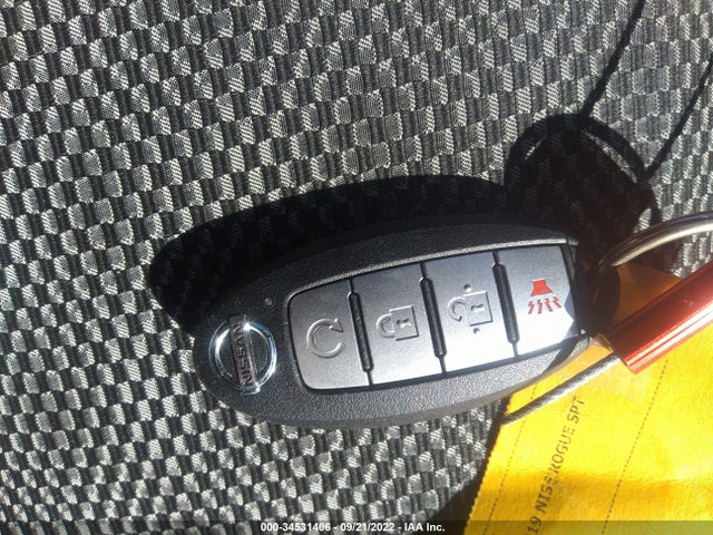 2019 Nissan Rogue, VIN: JN1BJ1CP0KW528337