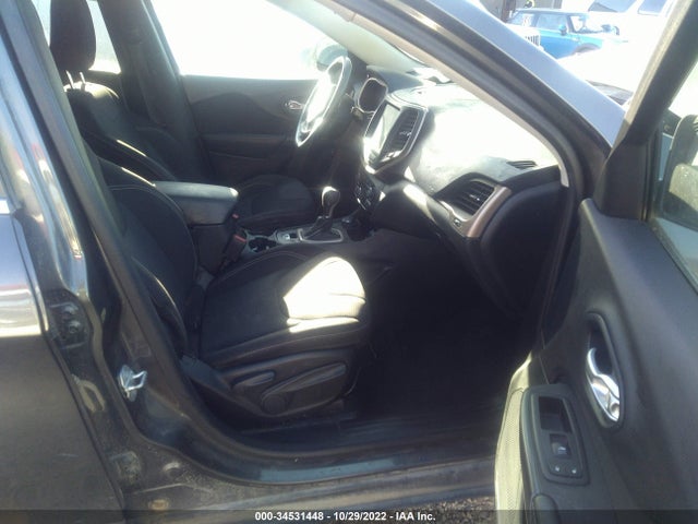 1C4PJMCB9FW724470 Jeep Cherokee Latitude