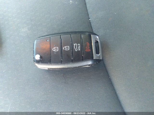 KNAGM4A78F5586946 KIA Optima Lx