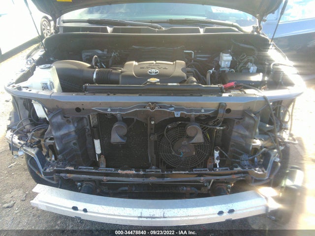 2016 Toyota Sequoia, VIN: 5TDBY5G12GS141026
