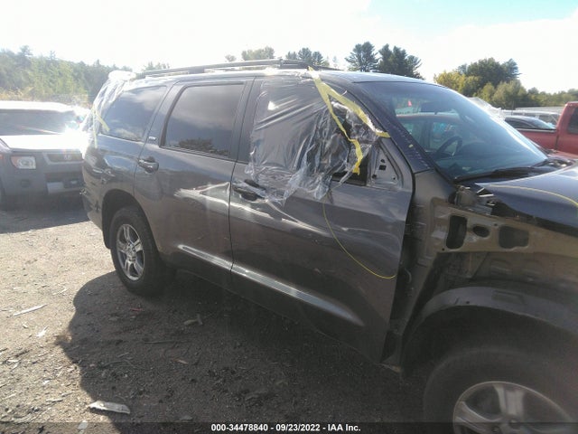 2016 Toyota Sequoia, VIN: 5TDBY5G12GS141026