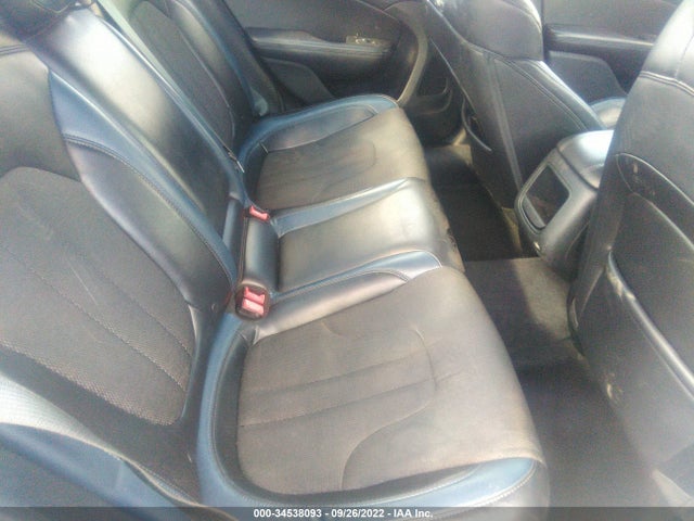 1C3CCCBG5FN619953 Chrysler 200 S