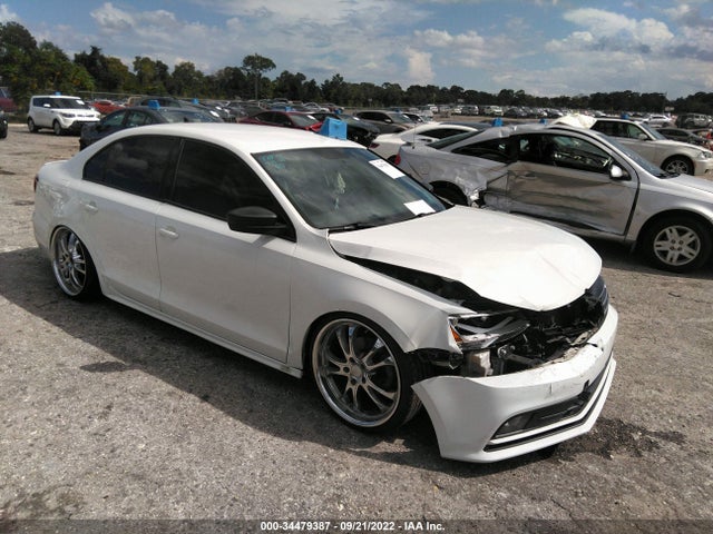 2016 Volkswagen Jetta, VIN: 3VWD17AJ1GM212697