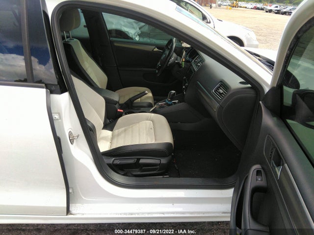 2016 Volkswagen Jetta, VIN: 3VWD17AJ1GM212697