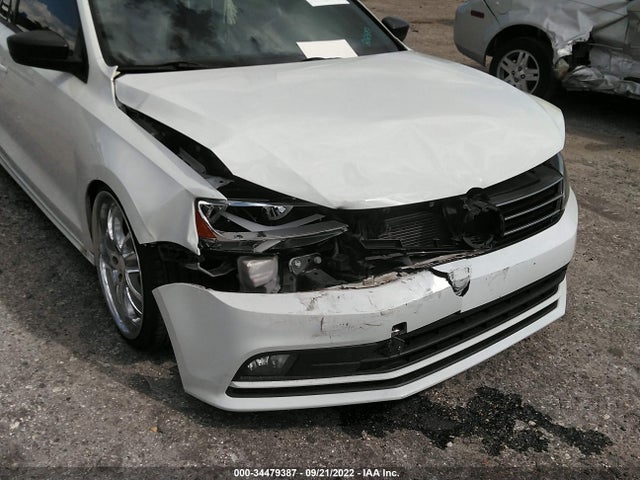 2016 Volkswagen Jetta, VIN: 3VWD17AJ1GM212697