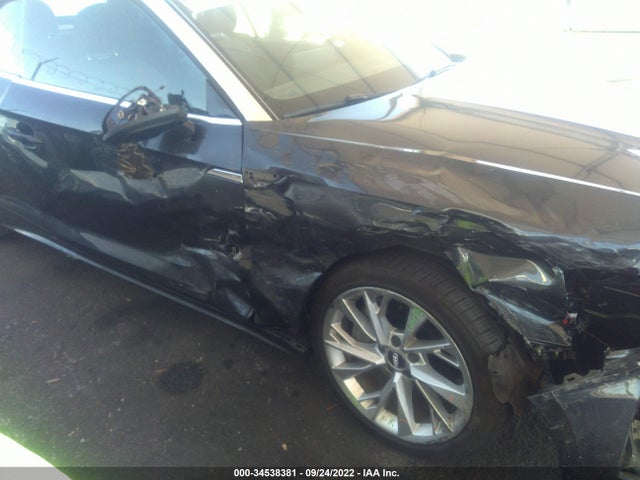 2021 Audi A5, VIN: WAUWAGF51MN001733