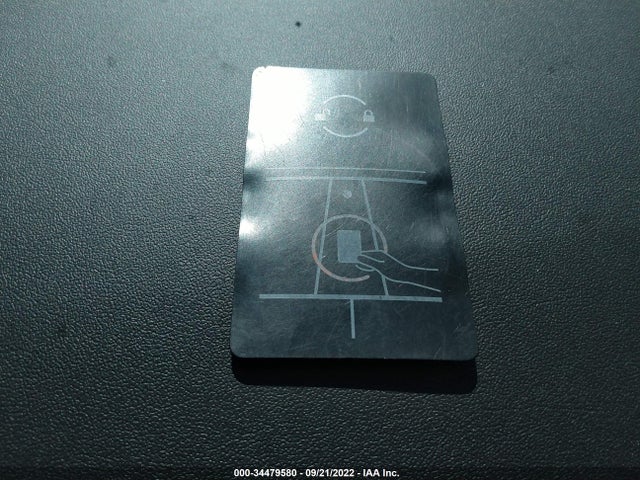 Tesla Model Y Standard Range 2021 5YJYGDED3MF130301 Image 3