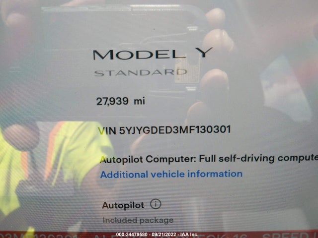 Tesla Model Y Standard Range 2021 5YJYGDED3MF130301 Image 9