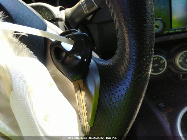 2013 SCION TC VIN: JTKJF5C73D3046556
