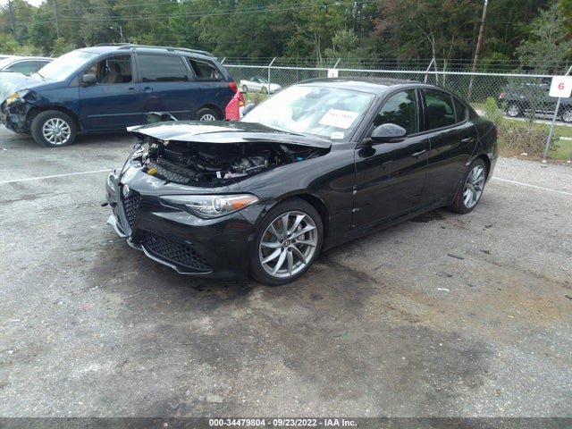 2022 Alfa Romeo Giulia, VIN: ZARFAMAN3N7660403