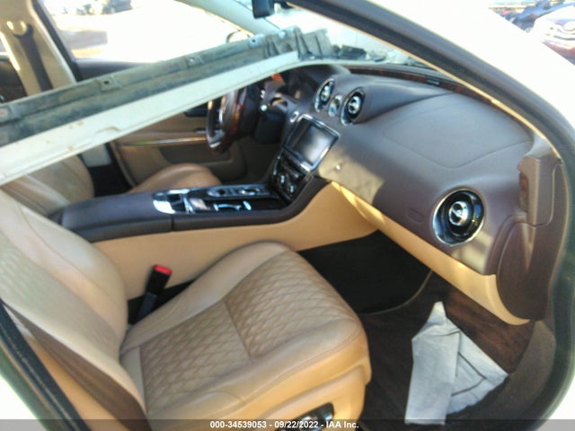 2016 Jaguar XJ, VIN: SAJWJ2GD3G8V96830