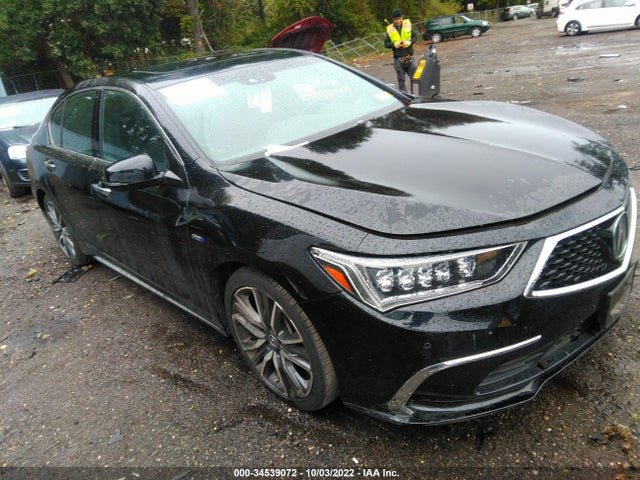 2018 Acura RLX, VIN: JH4KC2F91JC000427