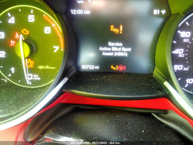 2021 Alfa Romeo Stelvio, VIN: ZASPAKBN3M7D08901