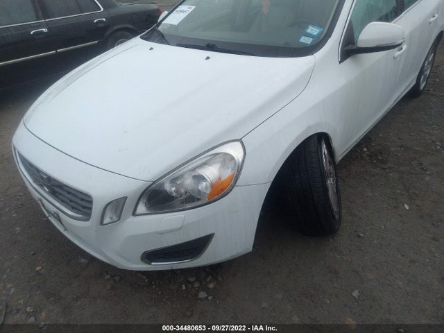 Volvo S60 T5 2013 YV1612FS5D1228470 Image 6