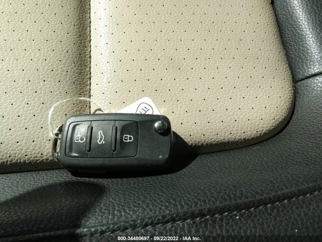 Volkswagen TIGUAN S 2016 WVGAV7AX7GW569943 Image 3
