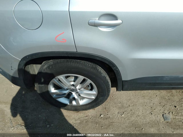Volkswagen TIGUAN S 2016 WVGAV7AX7GW569943 Image 7