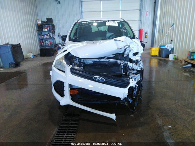 2013 FORD ESCAPE S VIN: 1FMCU0F7XDUB06181