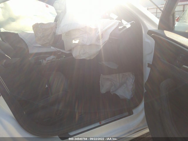 2022 Audi A4, VIN: WAUEAAF47NN008557