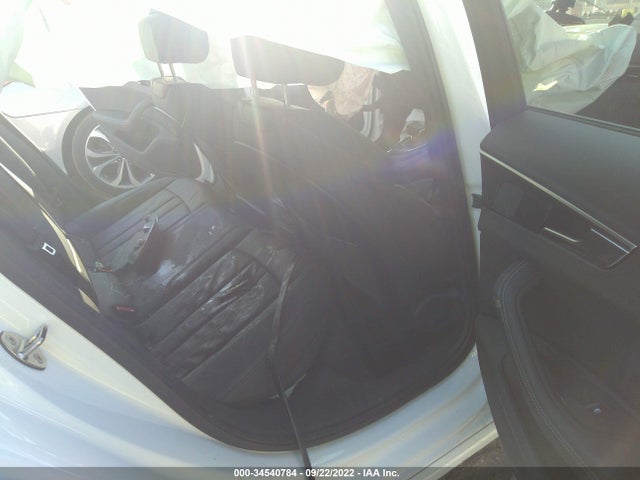 2022 Audi A4, VIN: WAUEAAF47NN008557
