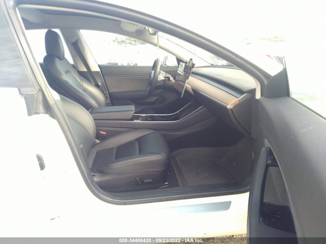 Tesla MODEL 3 2018 5YJ3E1EA2JF042873 Image 5