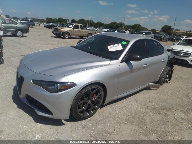 2020 Alfa Romeo Giulia, VIN: ZARFAMAN4L7633840