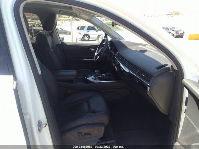 Audi Q7 2019 WA1LAAF78KD011984 Image 7